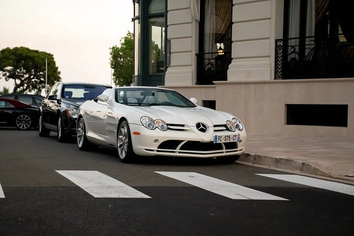 Private transfer from Gare d'Austerlitz station to Paris City or Hotel  9