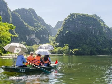 Bai Dinh Trang An Day Trip with Lunch, Boat Trip and Electric Car