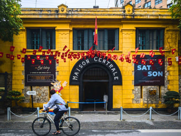 10-Day Vietnam Discovery Tour from Ho Chi Minh City to Hanoi