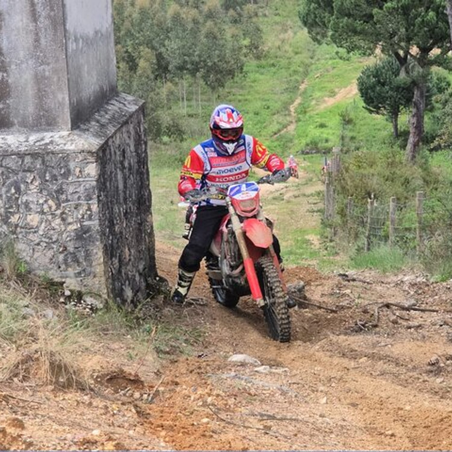 Small Group Enduro Tour in Lisbon