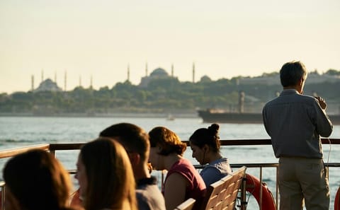 Cultural and Culinary Tour Guide for Istanbul, Türkiye