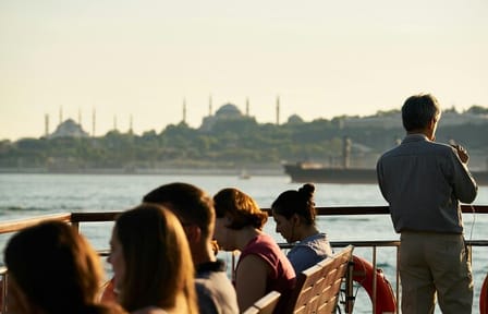 Cultural and Culinary Tour Guide for Istanbul, Türkiye