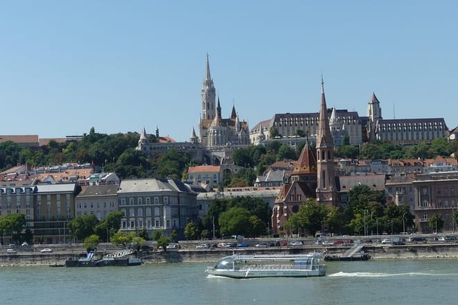 Budapest City Tour with Daytime Danube Cruise 9