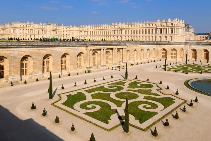 Half-Day Private Versailles Trip and Seine River Cruise 7