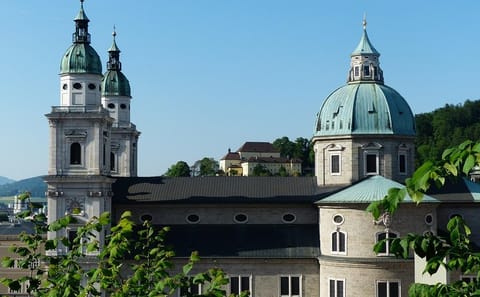 Private Guided Walking Tour of Salzburg's Historic Sites