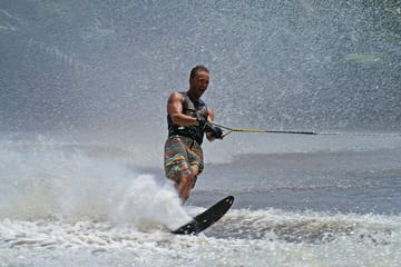 Wake Boarding in Negombo