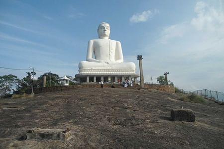 Wayamba Triangle Tour: Explore Kurunegala’s History & Nature