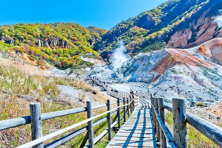 Hokkaido Noboribetsu, Lake Toya & Otaru Panoramic One-Day Tour