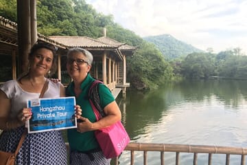 Private Hangzhou Day Trip with Luxury Bullet Train from Shanghai