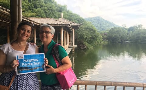 Private Hangzhou Day Trip with Luxury Bullet Train from Shanghai