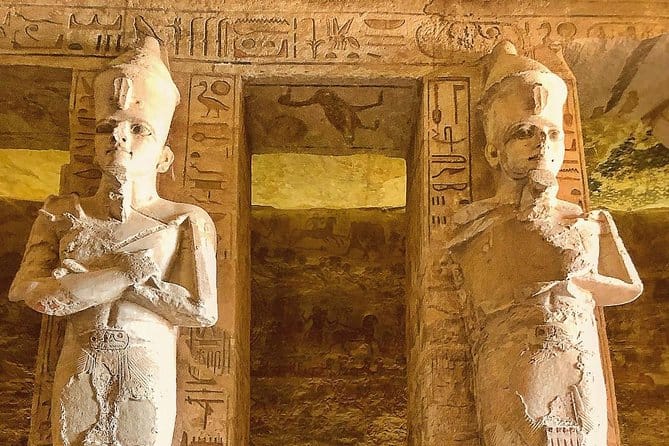 Aswan: Day Tour to Abu Simbel from Aswan by Private Car