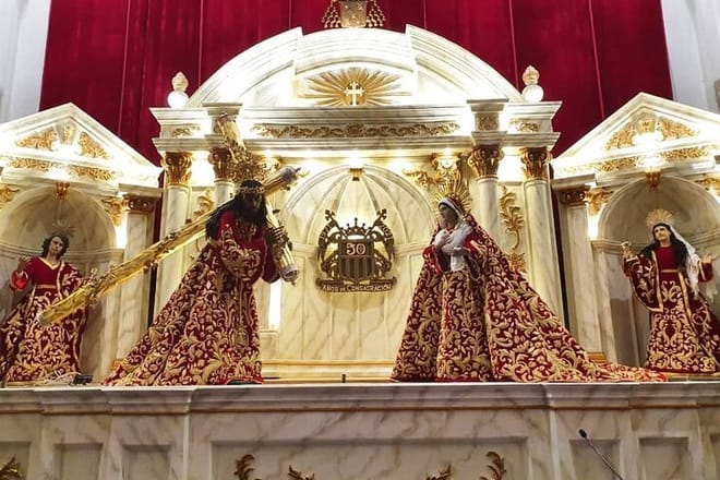 Tour of Catholic Processions During Holy Week in Antigua 9