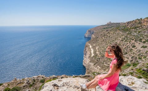 Buskett Woods and Dingli Cliffs Nature Walking Tour in Malta