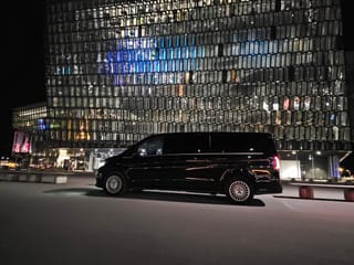 Private Transfer: Reykjavík → Keflavik Airport MPV / SUV 5–6 Pax (standard), photo 6