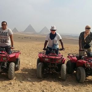 1.5-Hour Quad Bike Tour around the Giza Pyramids from Cairo