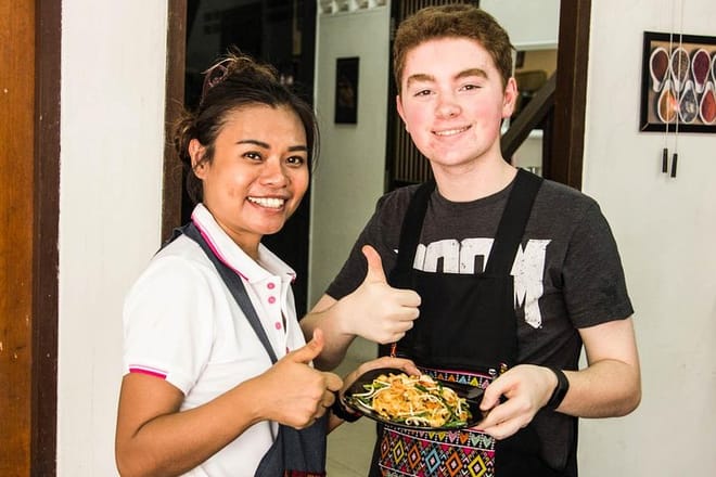 Pink Chili - Thai Cooking Class and Market Tour in Bangkok 10