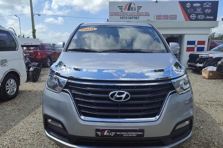 Private Minivan Transportation in Punta Cana Dominican Republic