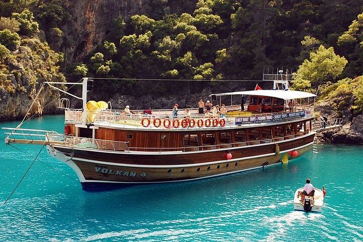 Ölüdeniz Butterfly Valley Boat Trip With Lunch & Hotel Transfer