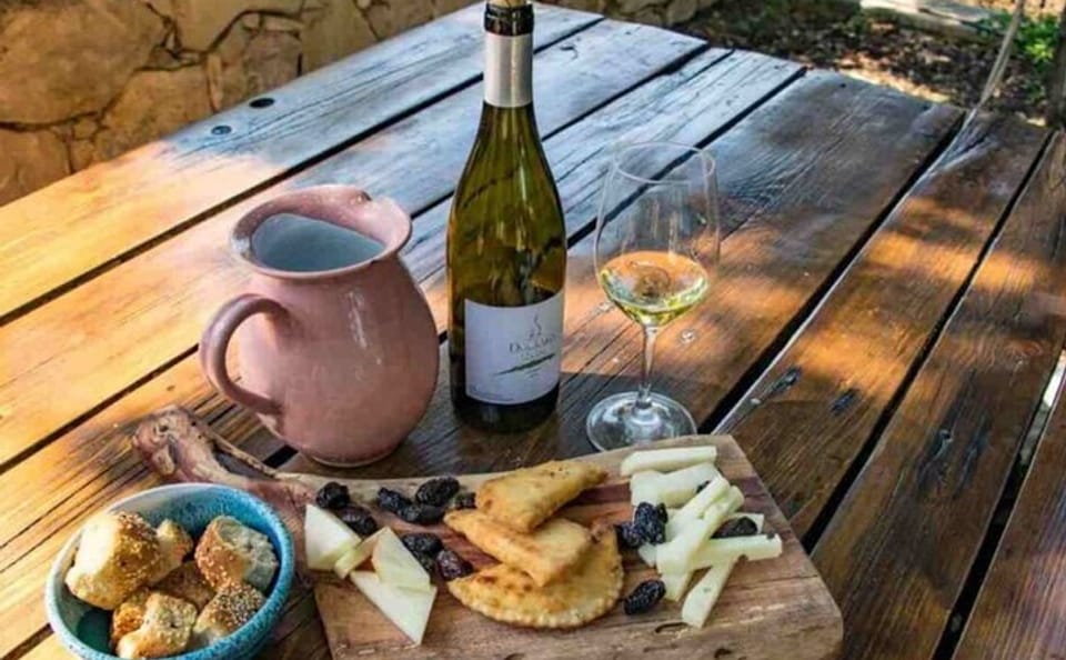 Wheelchair Accessible Wine and Cheese Tasting in Heraklion and Rethimno