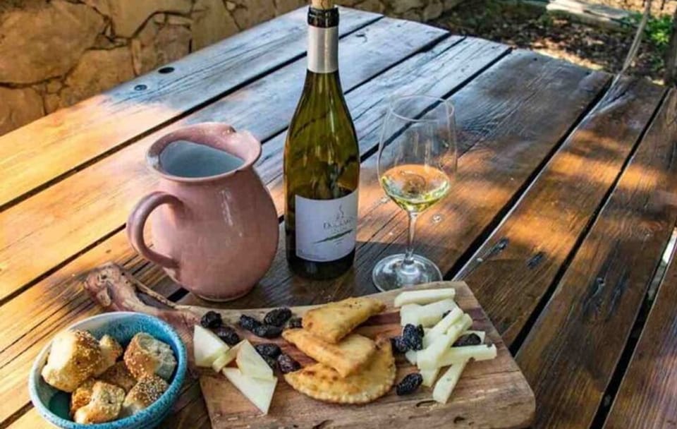 Wheelchair Accessible Private Wine & Cheese Tasting Tour