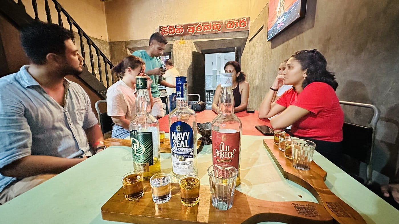 Moonlit Galle Fort: Nightlife with Arrack Tasting & Bites