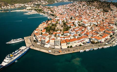 Athens Day Cruise to Hydra, Poros, and Aegina Islands