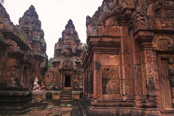 Banteay Srey Temple