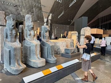 Private Cairo Flight Tour from Hurghada Pyramids and Museum