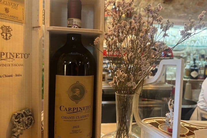 Authentic Tuscan Wine Tasting in a Florentine Osteria 3