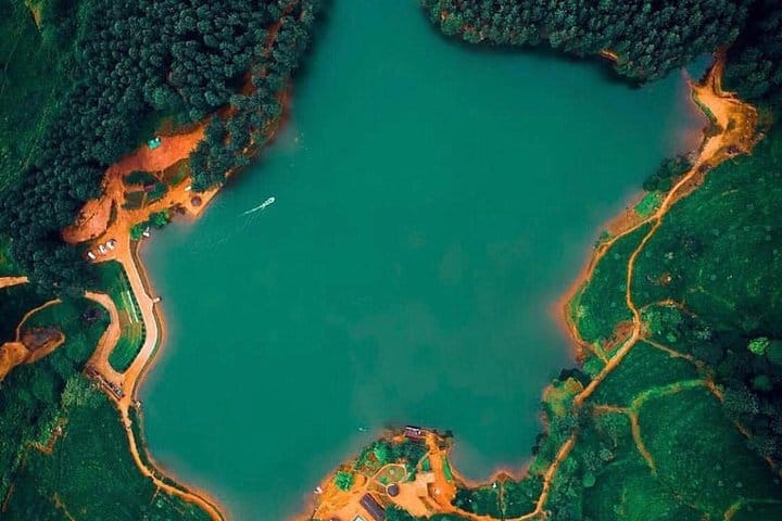 Private Overnight Adventure Tour to Knuckles and Meemure Village with Camping