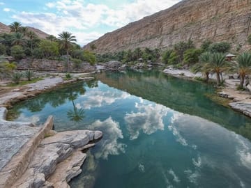 Private Day Trip Adventure in Wahiba Sands and Wadi Bani Khalid
