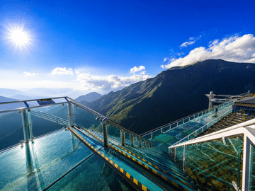 Sapa Full Day: Glass Bridge & Alpine Coaster Best View Tour