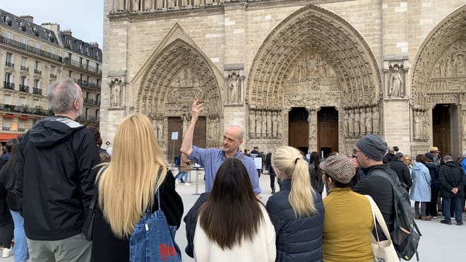Paris: Notre-Dame Cathedral interior and Ile-de-la-Cité guided tour with River Cruise option