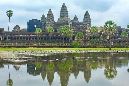 Private 5 Day Siem Reap: Angkor Temples & Floating Village Tour