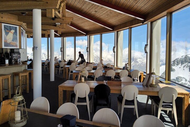 4 Days Swiss Alps Tour Zermatt, Jungfrau Region and Hidden Gems