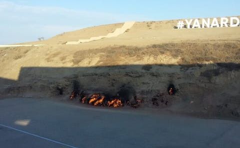Private Tour of Gobustan, Mud Volcanoes, and Fire Temple in Baku