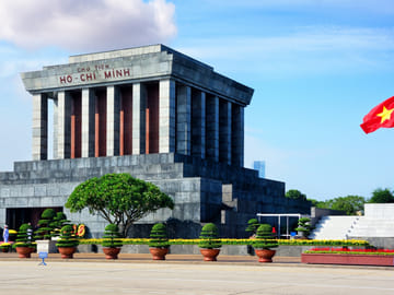 10-Day Vietnam Discovery Tour from Ho Chi Minh City to Hanoi