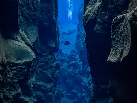 Deep Into the Blue - Silfra Diving from Reykjavík, photo 12