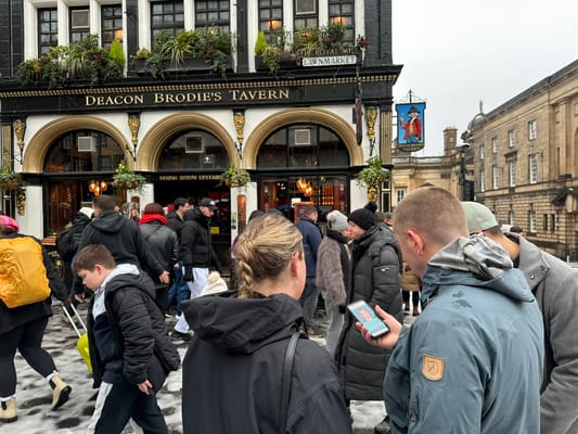 Secrets of Edinburgh Self-Guided Exploration Game Tour