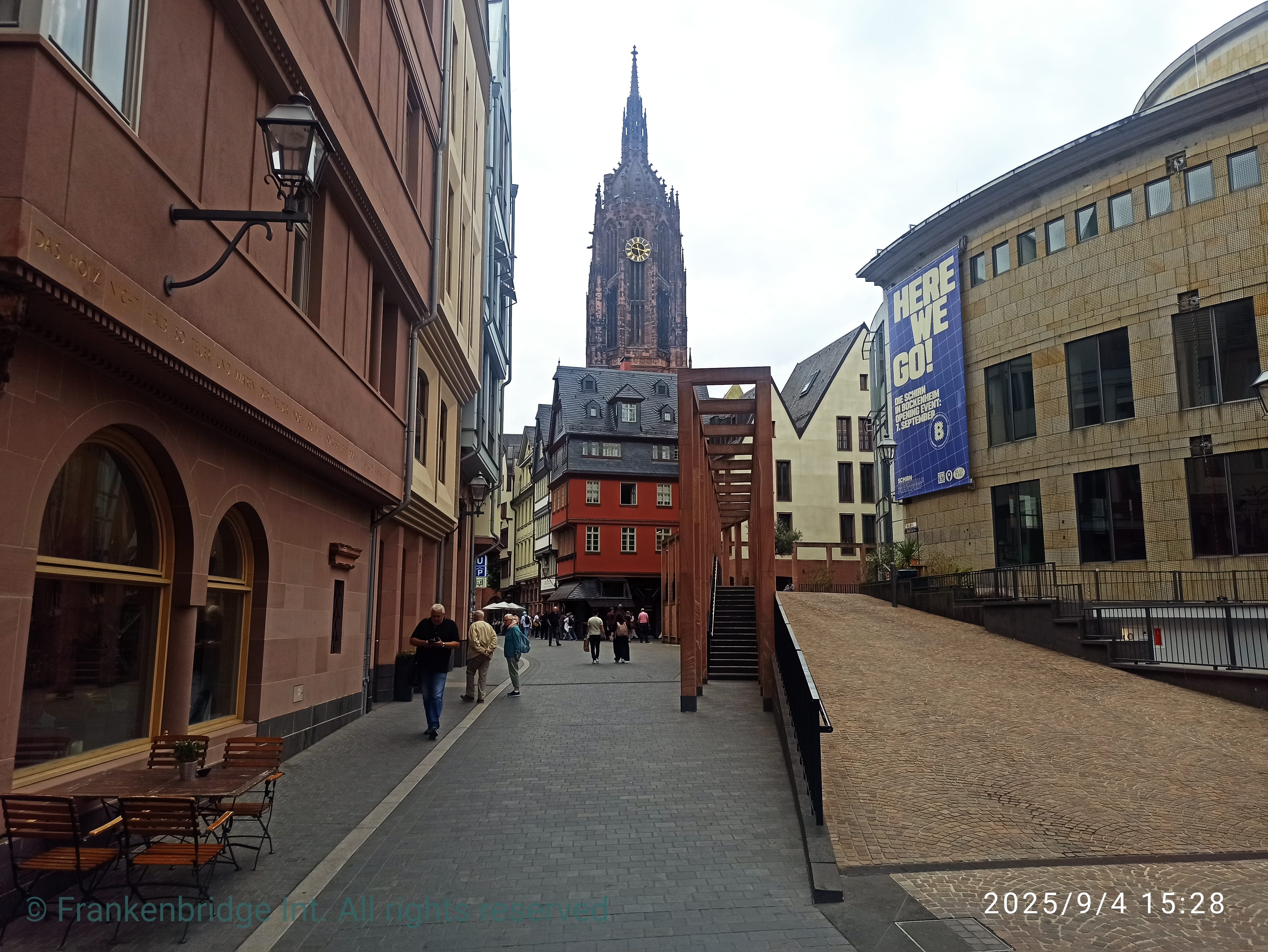 First-Time Frankfurt: Old Town Walking Tour of the Top Attractions (Private)