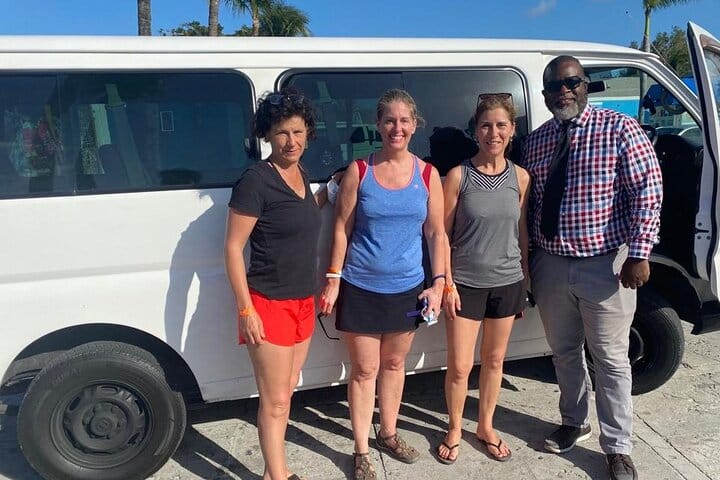 Mouth Watering Food and Drink Tasting City Tour