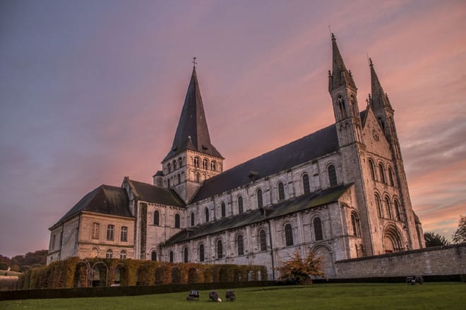 Rouen Castles & Abbeys Private Tour from Rouen 9