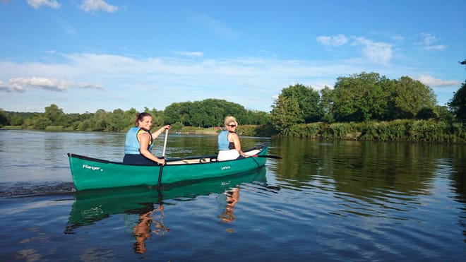 3 hr Self Guided Canoe Adventure, Richmond, England