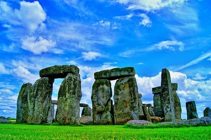 Stonehenge,Roman Bath & Salisbury Cathedral Private Tour