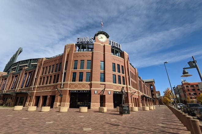 Denver LoDo Scavenger Hunt Walking Tour and Game