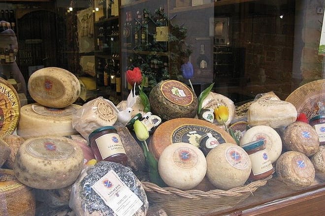 Cascia, Santa Rita and Roccaporena from Rome Private Day Tour