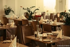 Kursalon Vienna: Strauss and Mozart Concert Including 3-Course Dinner 