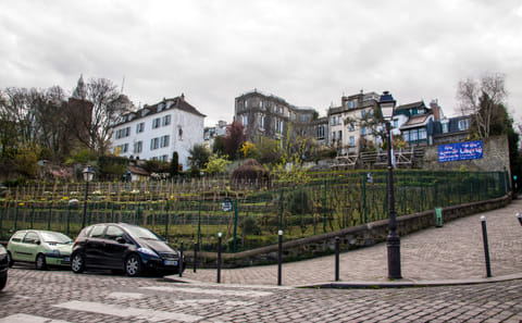 Walking Tour of Local Gastronomy in Montmartre, Paris