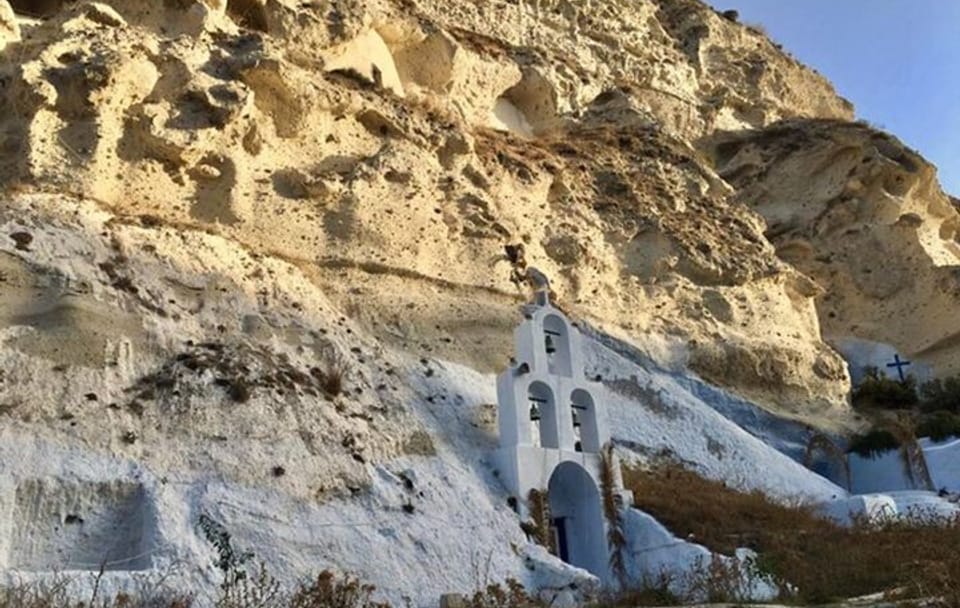 Private Cultural Tour of Vothonas and Santorini's Hidden Gems