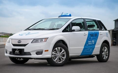 Electric Private Transfer from Don Muang Airport to Bangkok